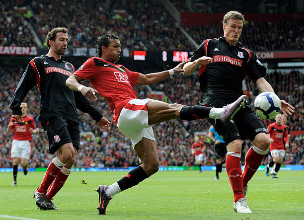 更是打入惊 更是打入惊