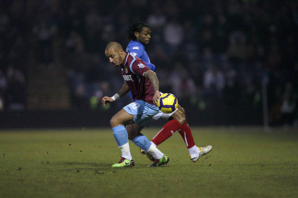 力和全面的 力和全面的